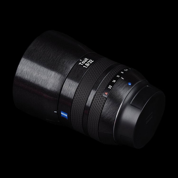 ZEISS TOUIT 32mm F1.8 (FUJIFILM X-mount) Lens Skin